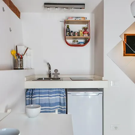 Vespa Mini-house In Elba Lejlighed