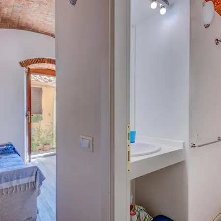 Vespa Mini-house In Elba شقة *